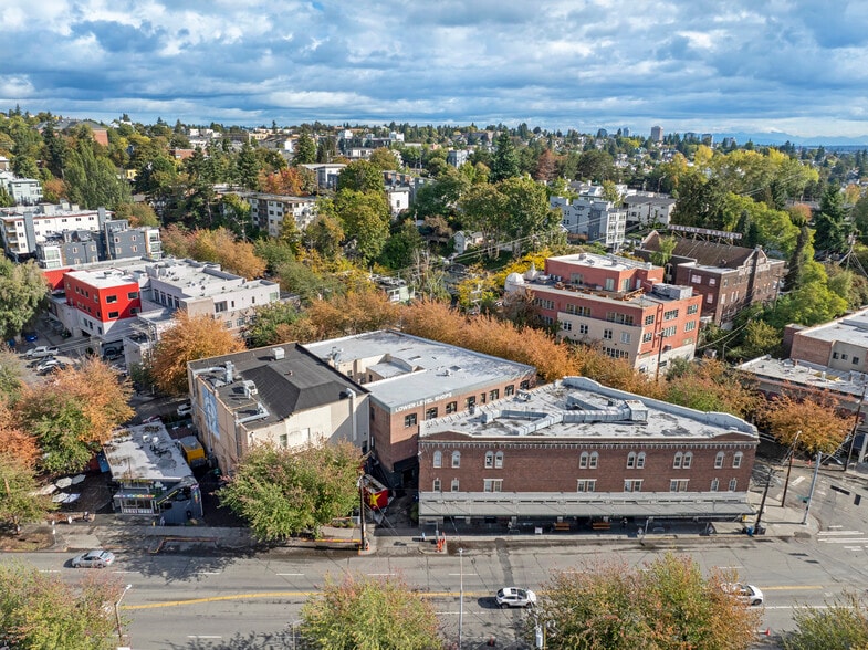 More Photos Of 3516 Fremont Pl N, Seattle General Retail For Lease