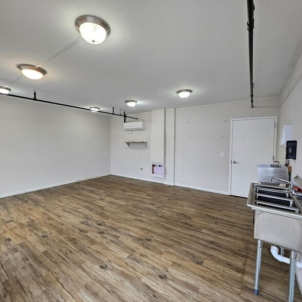 More Photos Of 505 W 7th St, New Castle Apartments For Lease