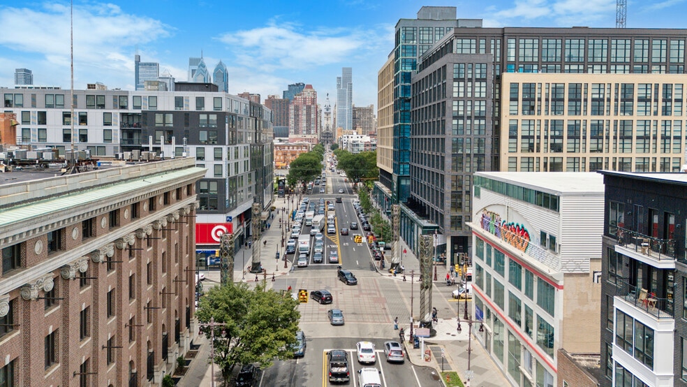 More Photos Of 1412 S Broad St, Philadelphia Storefront For Sale