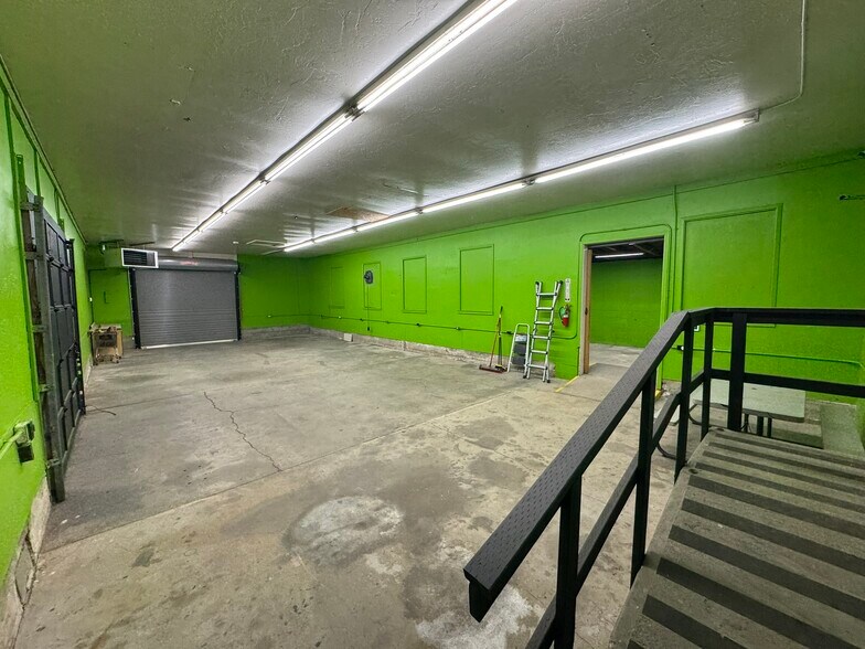 More Photos Of 850 Beatty St, Medford Office For Lease