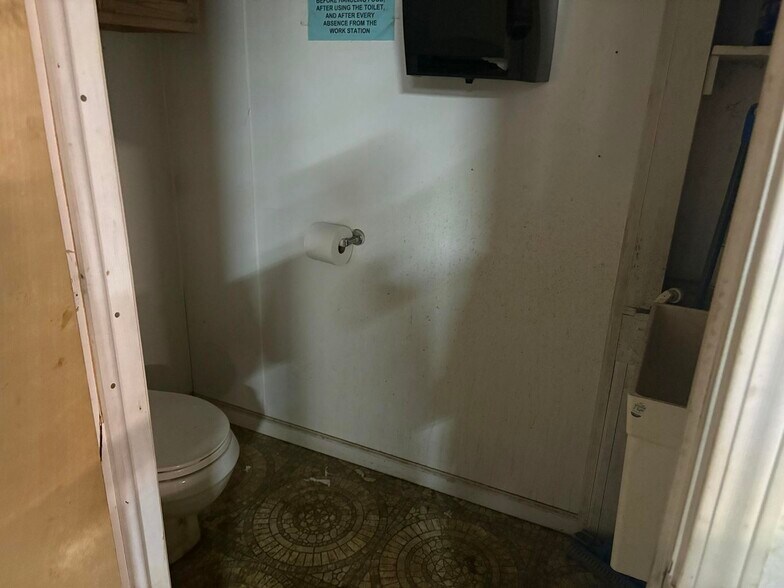 More Photos Of 941 9th ave, Alpena Industrial For Sale