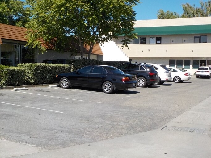 More Photos Of 35 Dillon Ave, Campbell Office For Sale