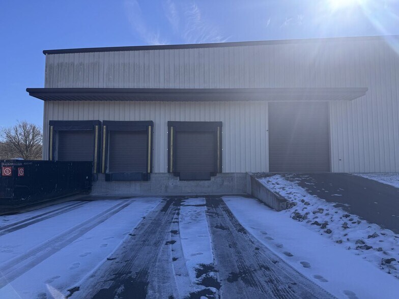 More Photos Of 490 Sam Rayburn Pky, Lenoir City Manufacturing For Lease