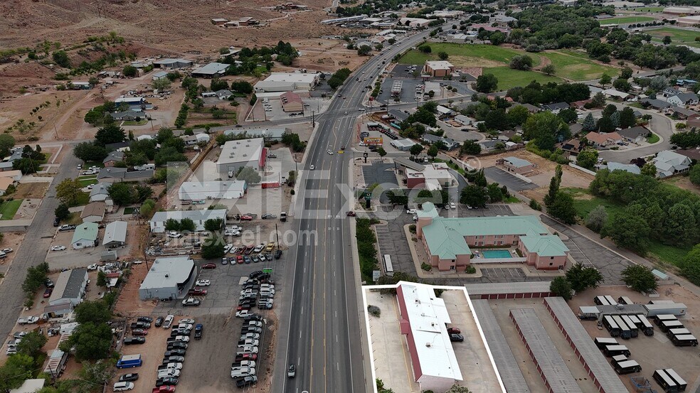 More Photos Of 1075 S Highway 191, Moab Hotel For Sale