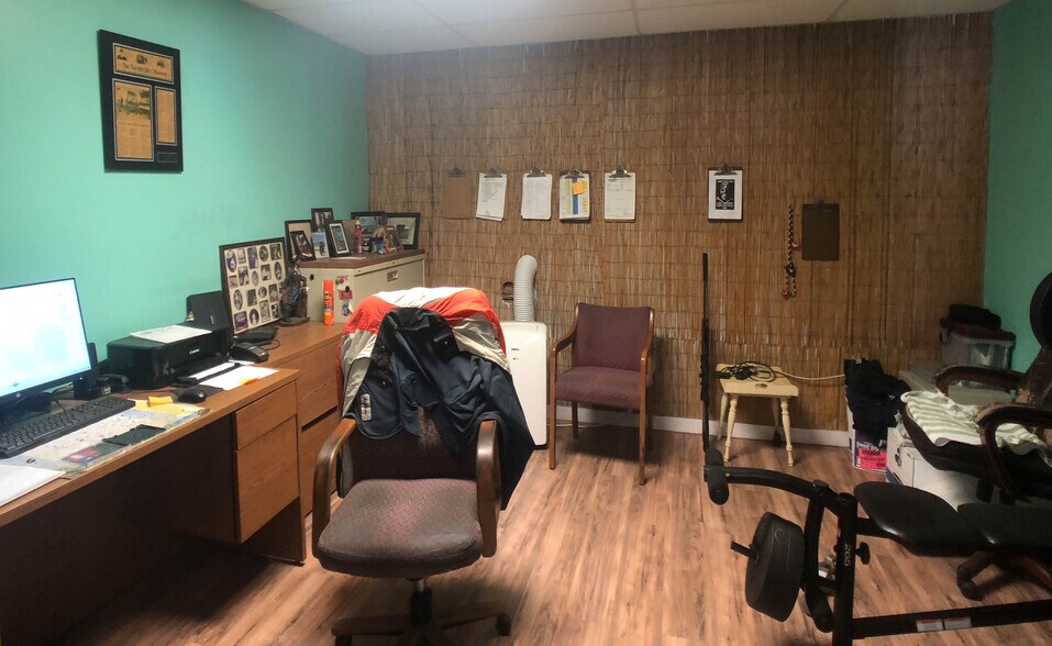 More Photos Of 1825 Overseas Hwy, Marathon Office For Lease