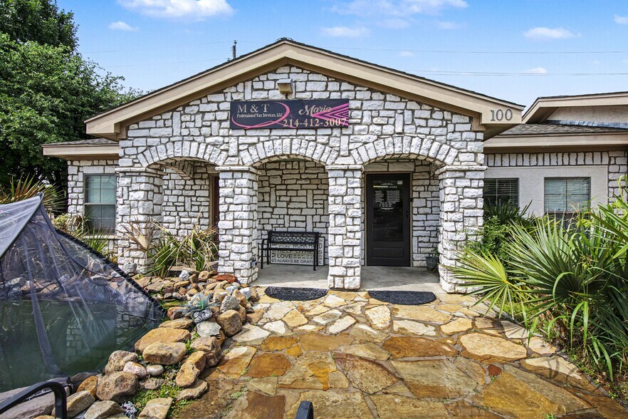 More Photos Of 2451-2461 Robinson Rd, Grand Prairie Medical For Sale