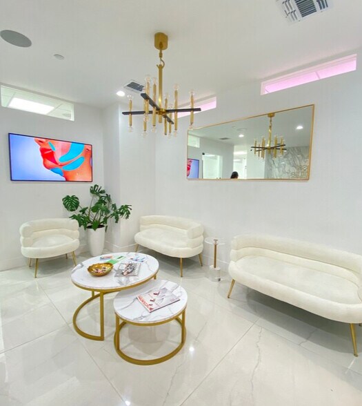 More Photos Of 9400-9414 Brighton Way, Beverly Hills Medical For Lease