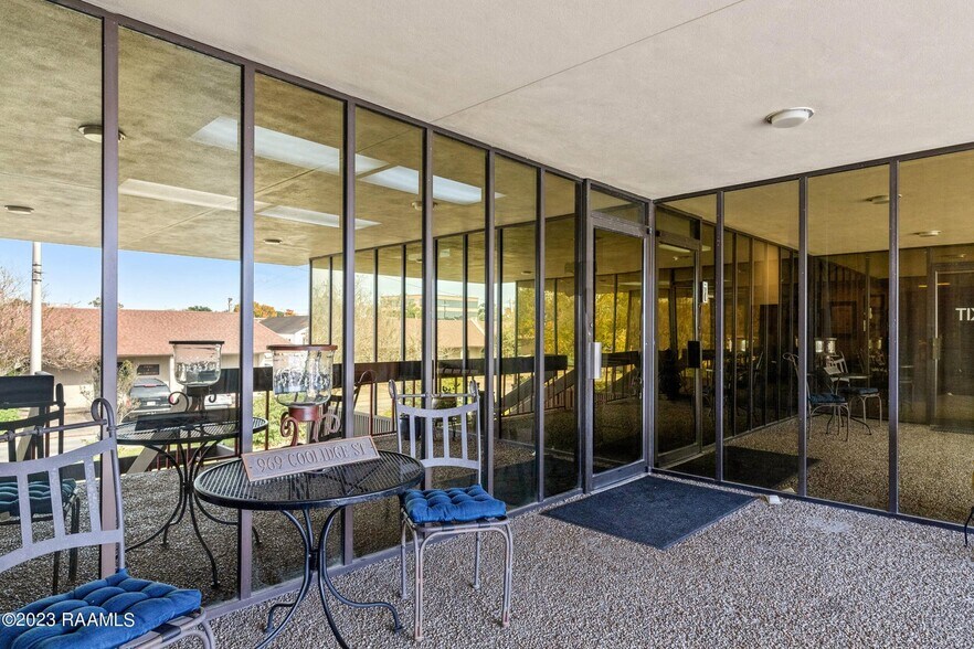 More Photos Of 969 Coolidge St, Lafayette Office For Lease