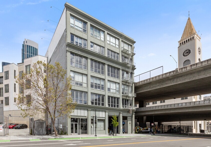 Primary Photo Of 425 2nd St, San Francisco Loft Creative Space For Lease