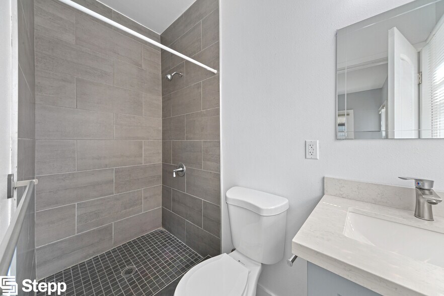 More Photos Of 338 Cedar Ave, Long Beach Apartments For Sale