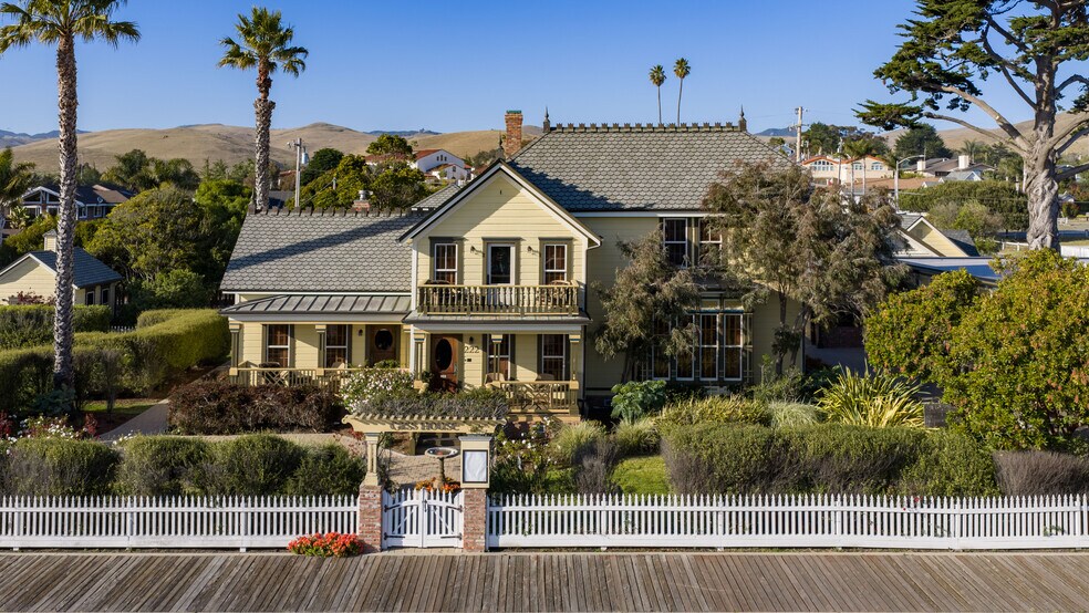 More Photos Of 149 Cayucos Dr, Cayucos Hospitality For Sale