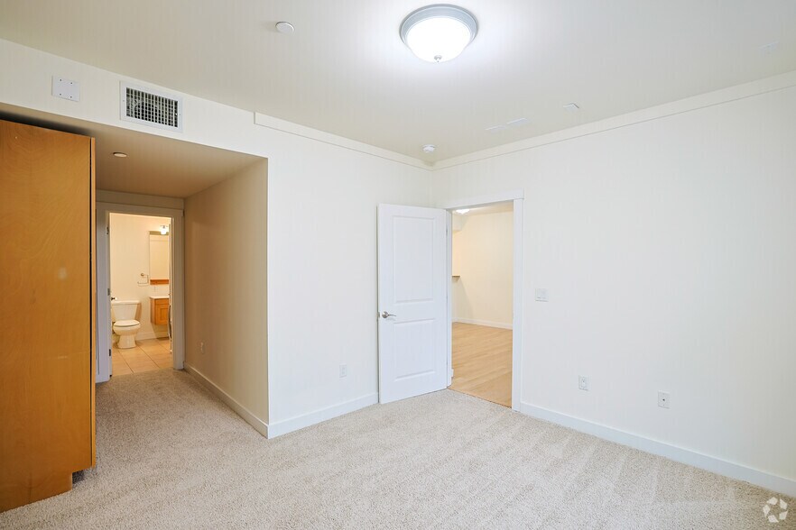 More Photos Of 87 New St, Cambridge Apartments For Sale