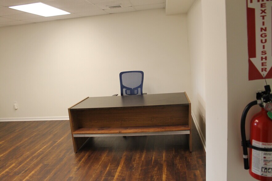 More Photos Of 3321 Doris Ave, Ocean Unknown For Lease