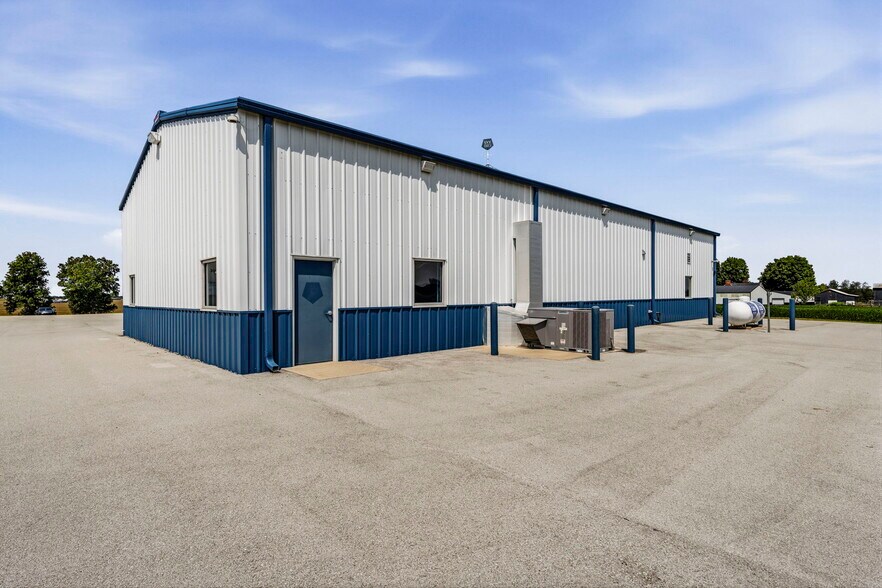 More Photos Of 4395 Witt rd, Franklin Manufacturing For Sale