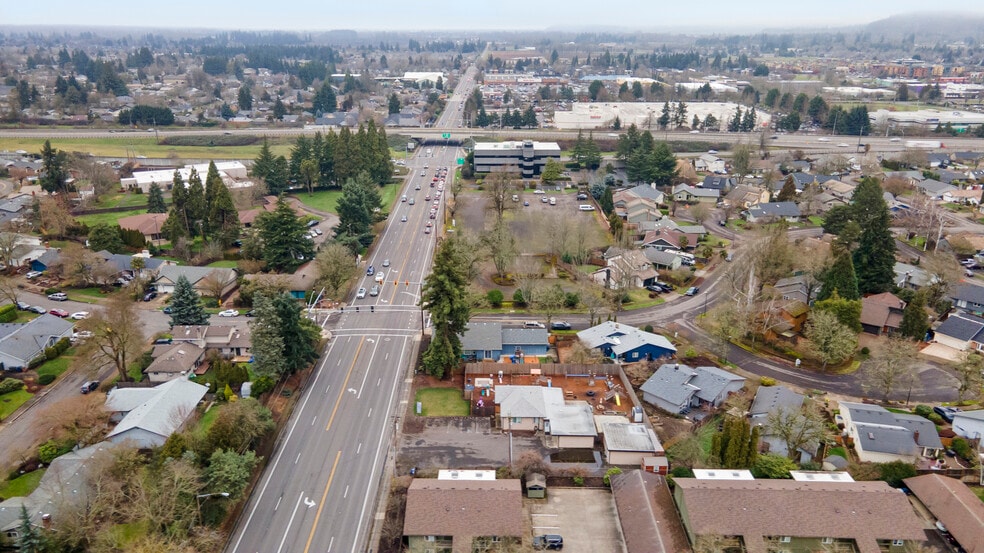 More Photos Of 2125 Coburg Rd, Eugene Healthcare For Sale