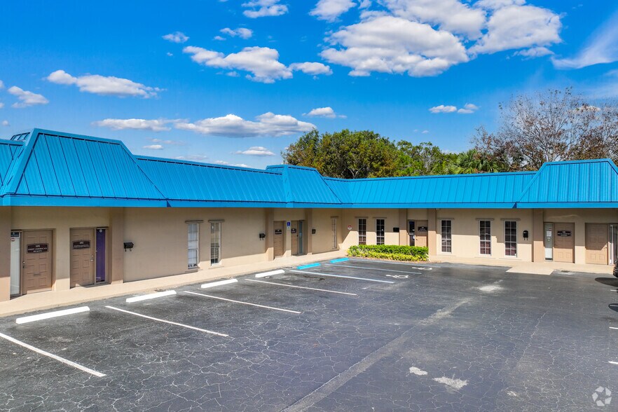 Primary Photo Of 2501 W Hillsboro Blvd, Deerfield Beach Office For Sale