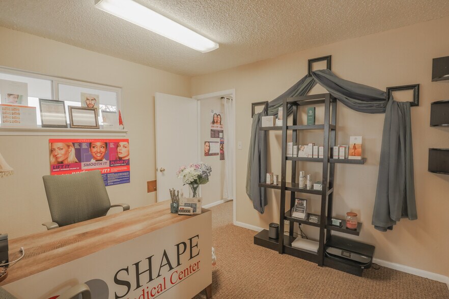 More Photos Of 1020 S Townsend Ave, Montrose Storefront Retail Office For Sale