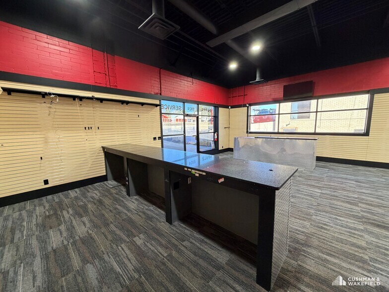More Photos Of 5924 S College Ave, Fort Collins Freestanding For Sale