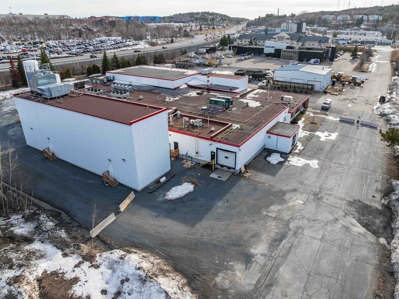 More Photos Of 500 Barrydowne Rd, Sudbury Manufacturing For Sale