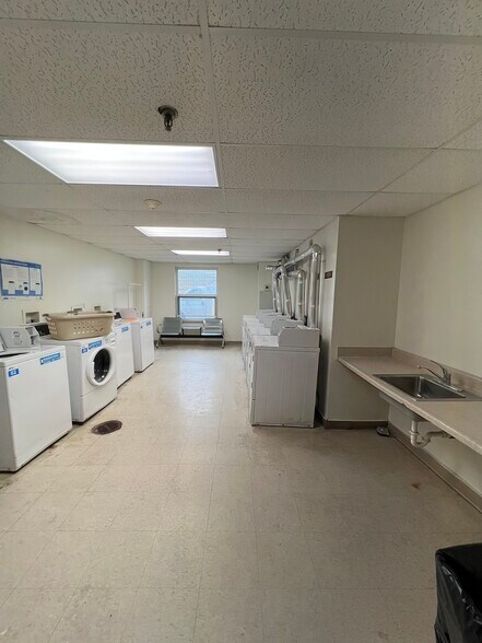 More Photos Of 6311 Woodland Ave, Kansas City Apartments For Sale