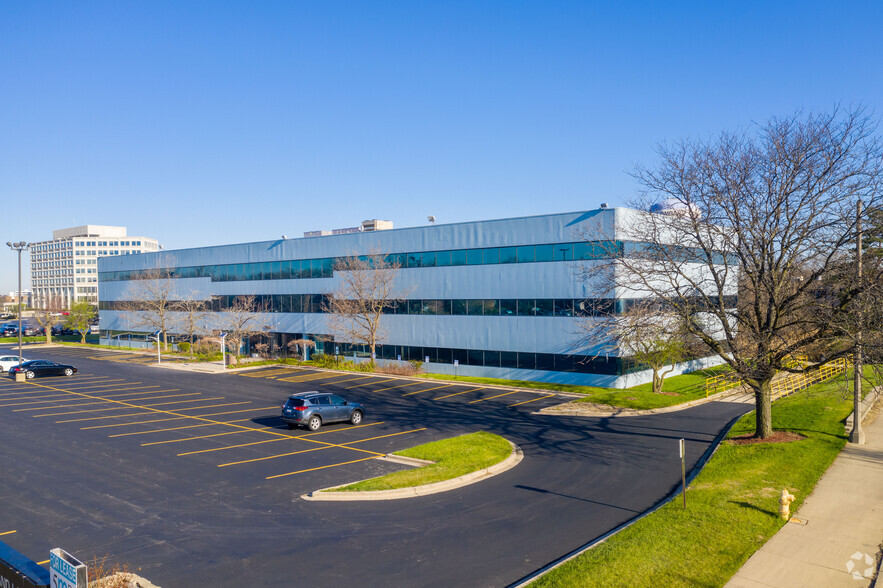 Primary Photo Of 246 E Janata Blvd, Lombard Medical For Lease