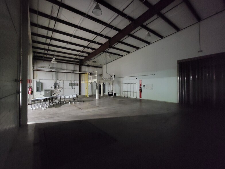 More Photos Of 600 Haines Ave, Waycross Manufacturing For Sale