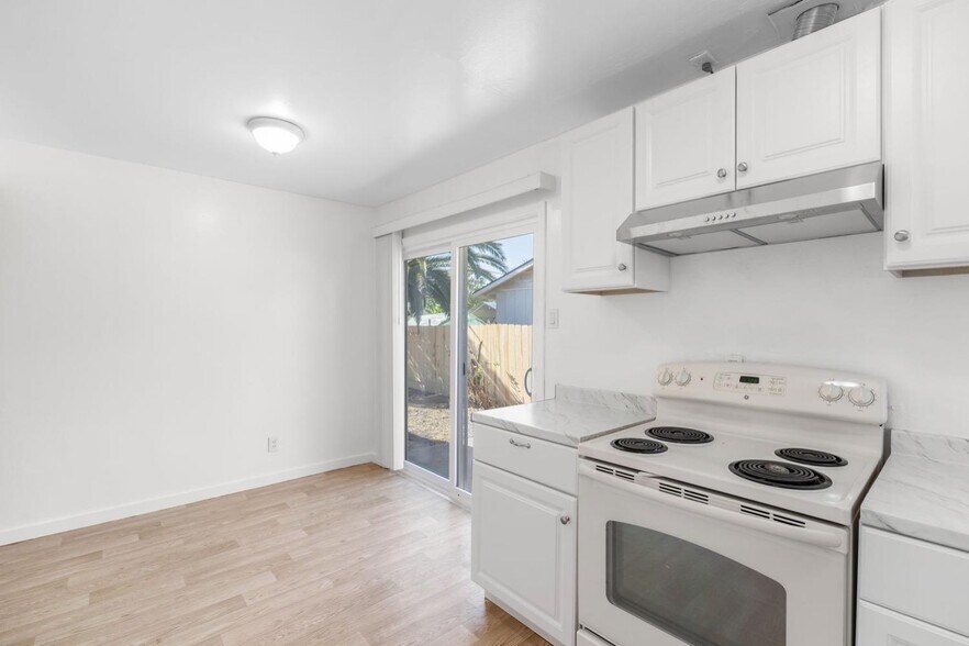 More Photos Of 7656 23rd St, Sacramento Multifamily For Sale