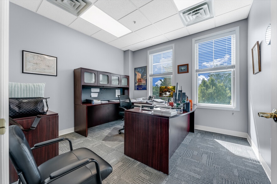 More Photos Of 6-10 Canyon Rd, Morgantown Loft Creative Space For Sale