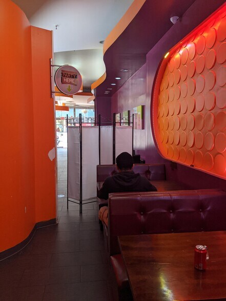 More Photos Of 45-12 Greenpoint Ave, Sunnyside Restaurant For Lease