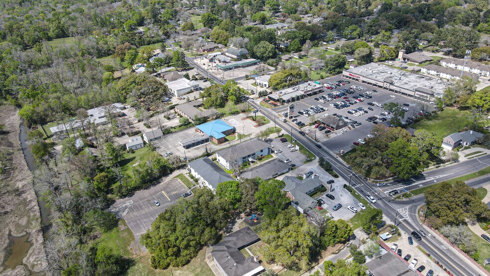 More Photos Of 7384-7388 Highland Dr, Baton Rouge Office For Sale