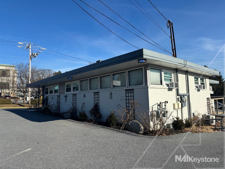 More Photos Of 3301 Schoolhouse Ln, Harrisburg Medical For Lease