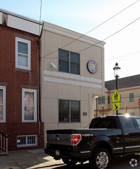 More Photos Of 2149 S 3rd St, Philadelphia Office For Sale