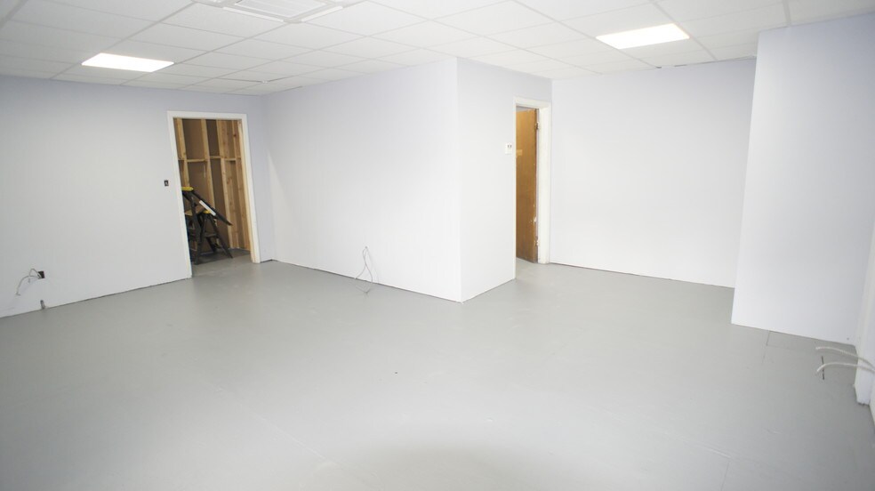 More Photos Of 21 Isaac St, Norwalk Office For Lease
