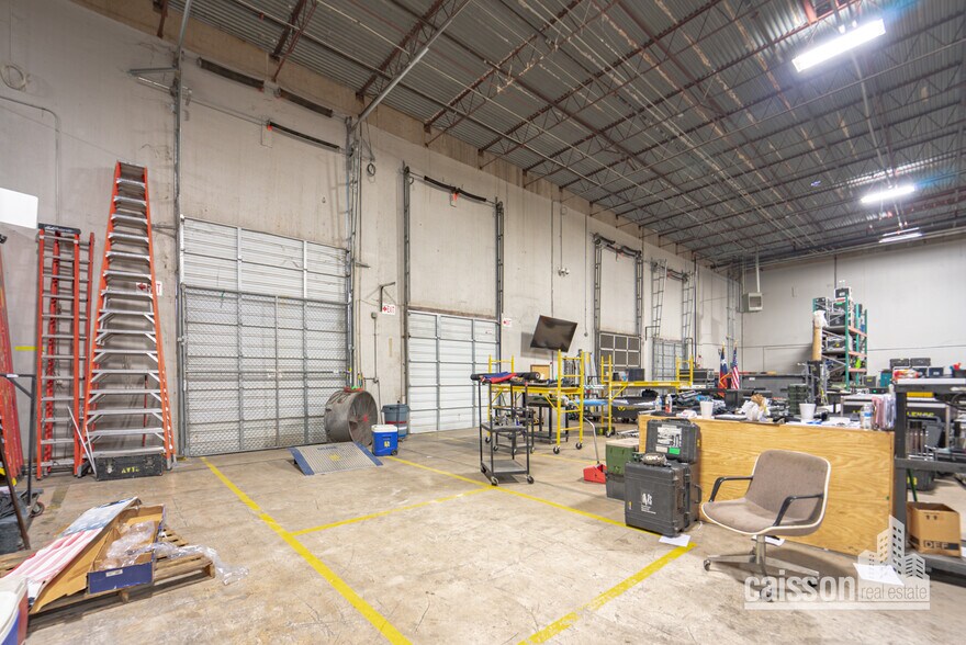 More Photos Of 4311 Director Dr, San Antonio Warehouse For Lease