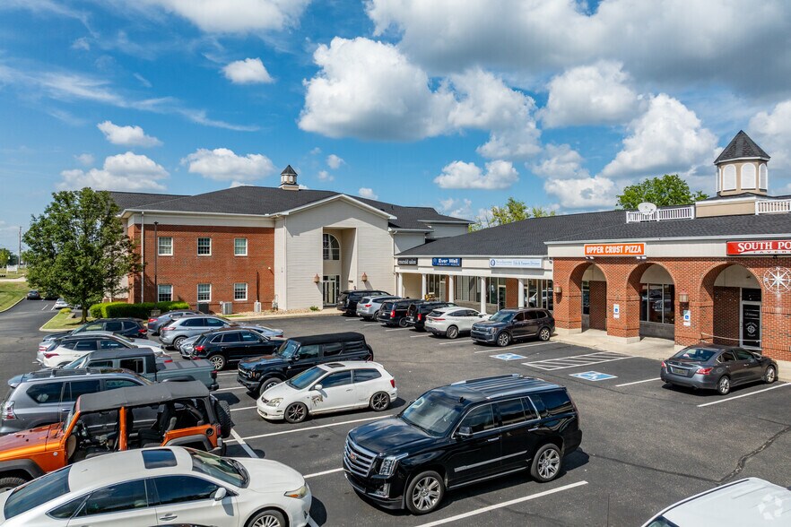 More Photos Of 3333 Massillon Rd, Akron Bank For Lease