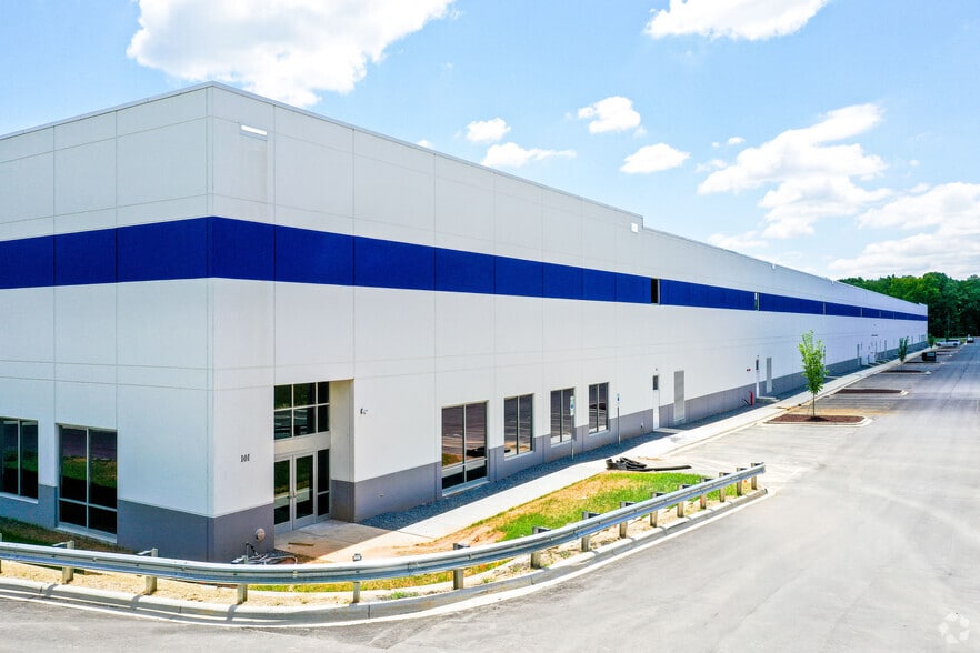 Primary Photo Of 330 Woodlake Pky, Kings Mountain Distribution For Lease