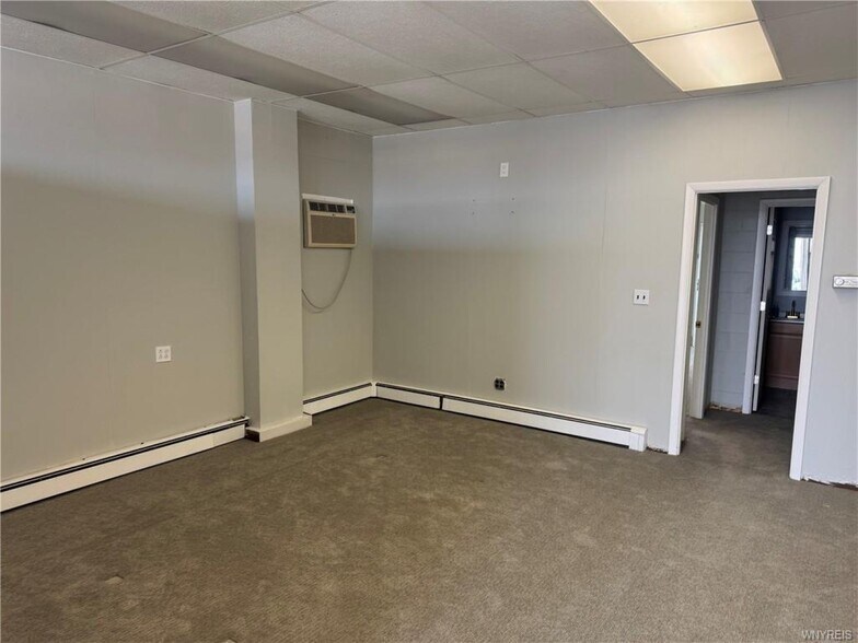 More Photos Of 6911 Erie Rd, Derby Office For Lease