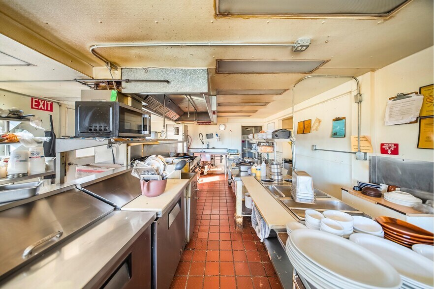 More Photos Of 115 US Hwy 40 hwy, Kremmling Restaurant For Sale