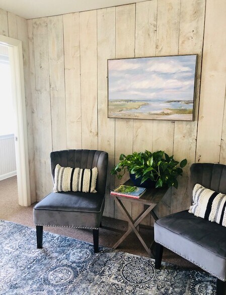 More Photos Of 131 Boston Post Rd, Old Saybrook Office For Sale