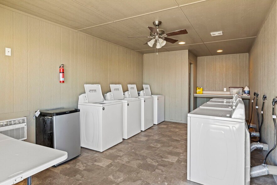 More Photos Of 158 Co Road 404, Pecos Apartments For Sale
