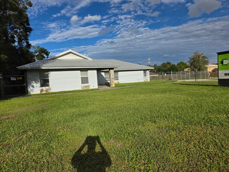 More Photos Of 11997 S US Highway 441, Belleview Auto Dealership For Sale