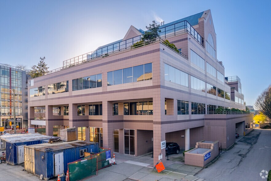 More Photos Of 2025 W Broadway, Vancouver Office For Lease