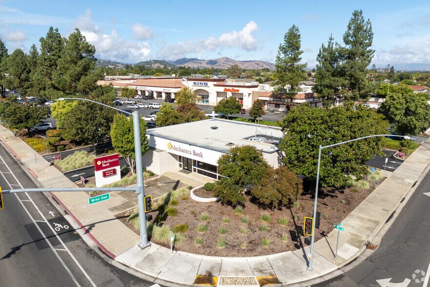 More Photos Of 805 1st St, Gilroy Bank For Sale