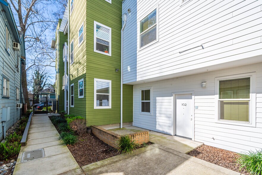 More Photos Of 519 T St, Sacramento Apartments For Sale