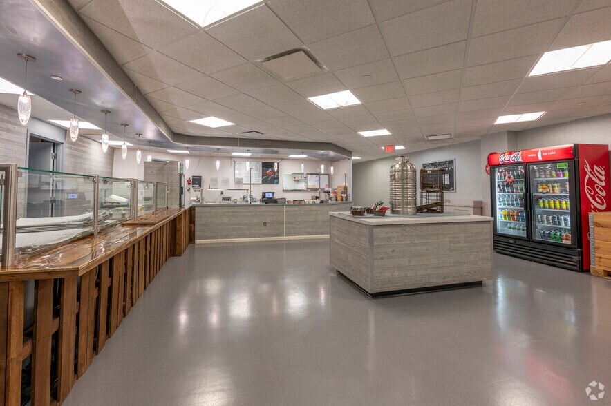 More Photos Of 2 Enterprise Dr, Shelton Office For Lease