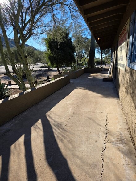 More Photos Of 37234 N Cave Creek Rd, Cave Creek Office For Sale