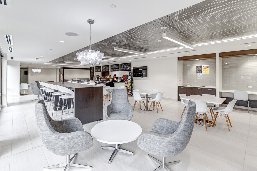 More Photos Of 5020 Riverside, Irving Unknown For Lease