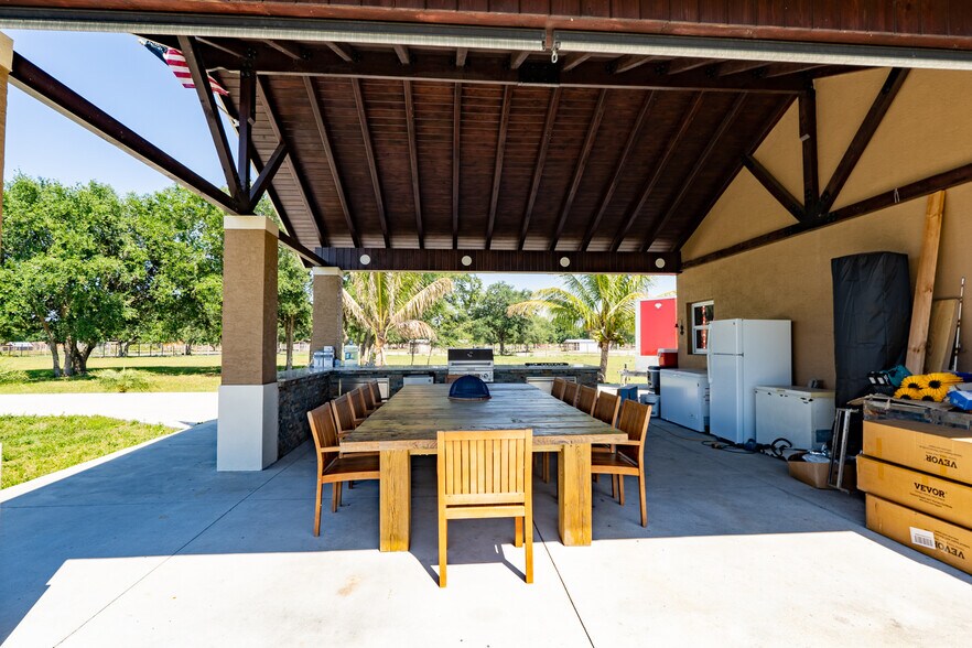 More Photos Of 21810 NW 270th St, Okeechobee Specialty For Sale