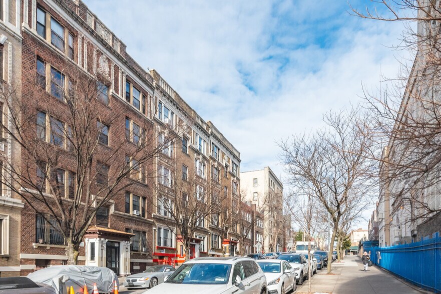 More Photos Of 1925 Andrews Ave S, Bronx Apartments For Sale