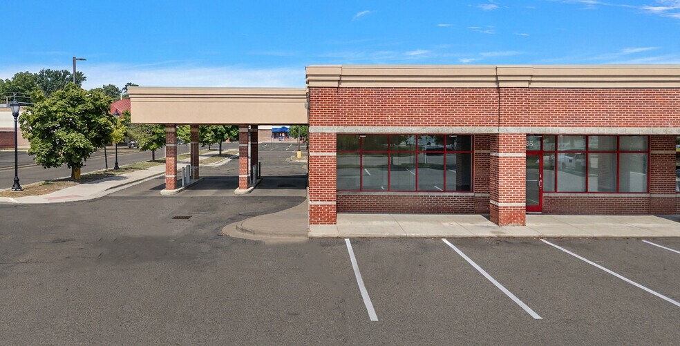 More Photos Of 1099 Saint Clair River Dr, Algonac Unknown For Lease